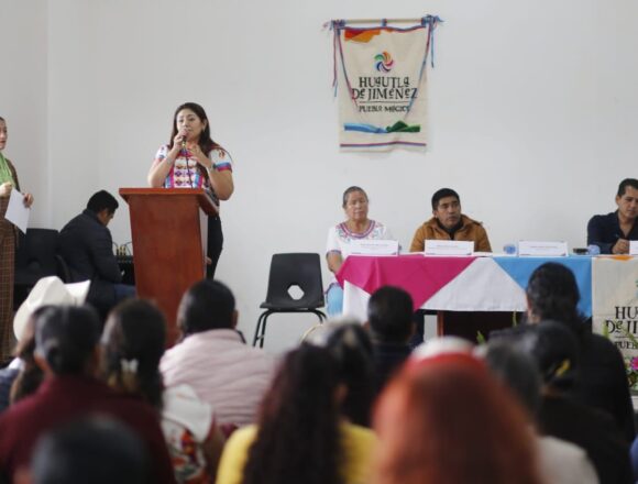 Liz Concha participó en el VIII Foro para la Reforma a Ley de Turismo realizado en Huautla de Jiménez  