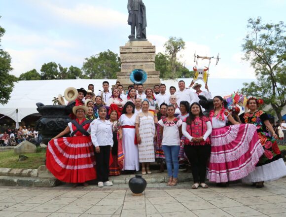 Con extraordinario éxito cierra el tianguis gastronómico Desde mis raíces con sus sabores