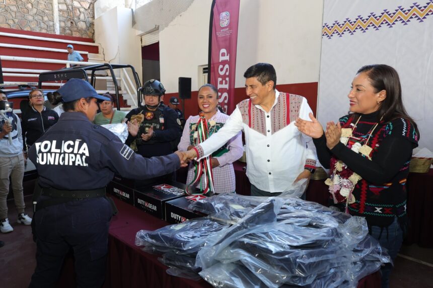 Con 33 mpd, San Juan Bautista Cuicatlán avanza en materia educativa, agroalimentaria y salud