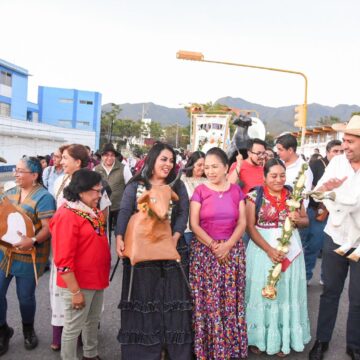 Inicia la fiesta de la Guelaguetza Ñuu Savi con el Convite Mixteco