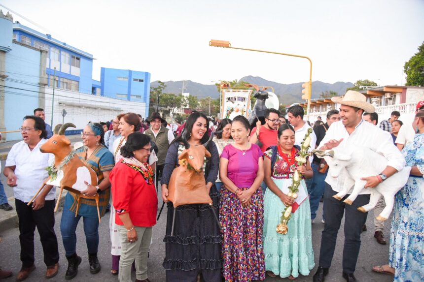 Inicia la fiesta de la Guelaguetza Ñuu Savi con el Convite Mixteco