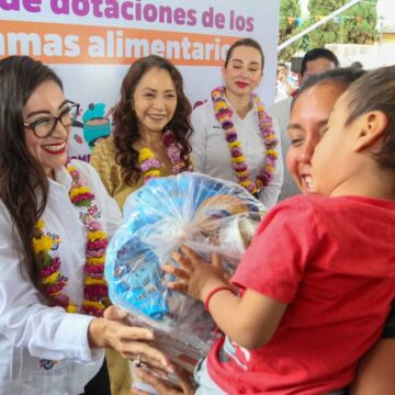 Llegan dotaciones alimentarias del DIF Oaxaca a más municipios de la Sierra Sur