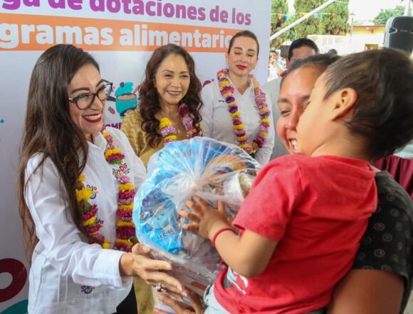 Llegan dotaciones alimentarias del DIF Oaxaca a más municipios de la Sierra Sur