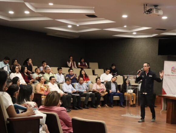 Capacitan a funcionariado oaxaqueño en materia de protección de DDHH