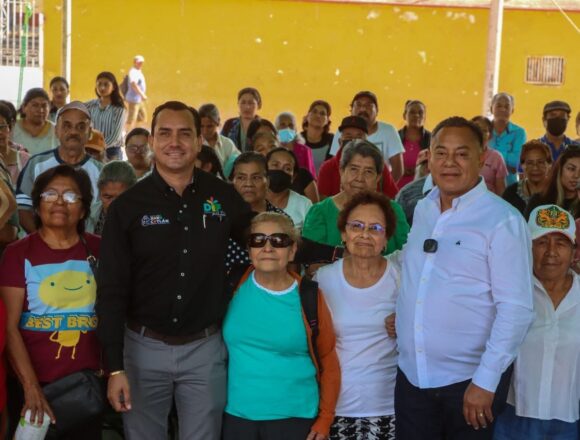 Entrega Chente Castellanos, por cuarta ocasión, beneficios alimentarios a más de 150 adultos mayores y personas con discapacidad.
