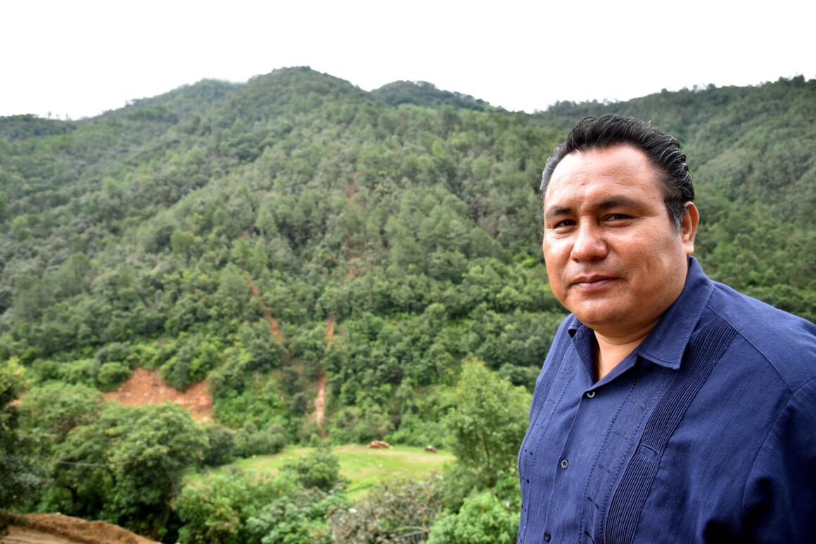 Atiende Reforesta Oaxaca instituciones educativas de San Miguel Peras