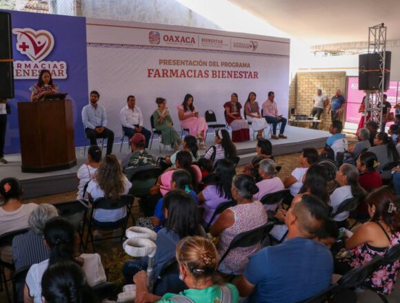 WhatsApp Image 2024-02-29 at 6.30.08 PM Comparte Salomón Jara nuevo modelo de gobierno en San Miguel Tecomatlán