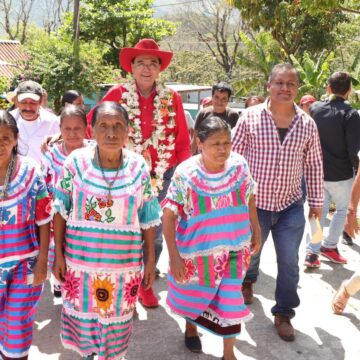 Supervisa Gobernador de Oaxaca trabajos de mejoramiento en el Paseo Juárez el Llano