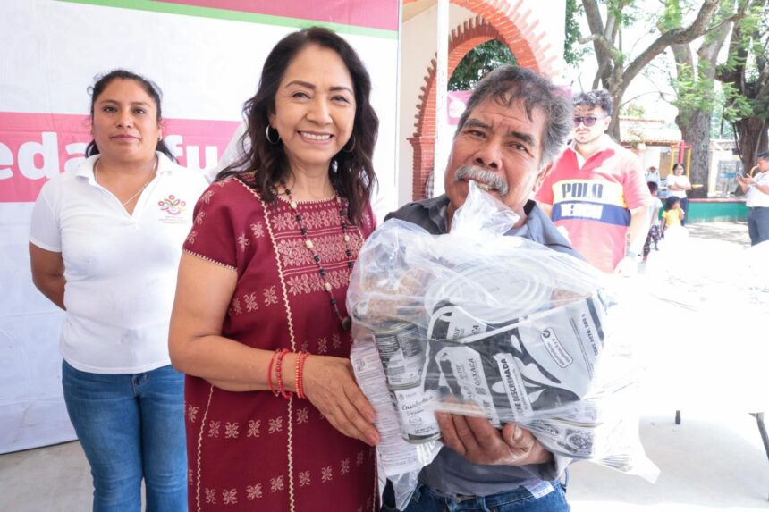 Más de 302 mil oaxaqueñas y oaxaqueños recibirán su primera dotación alimentaria del año por parte del DIF Oaxaca