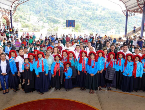 En Oaxaca, IOCIED invertirá más de 6.5 MDP en escuelas de la región Mixe