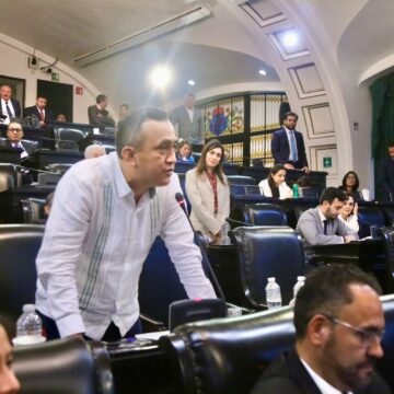 Nino Morales cumple con la historia; vota a favor de la reforma al Poder Judicial