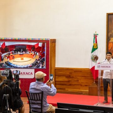 Reitera Gobernador de Oaxaca respaldo a la política de la Presidenta de México