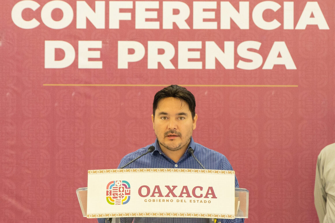 Realizan operativo sanitario para atender emergencia por el paso de “John”