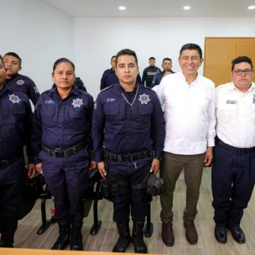 Policias de Xoxo forman parte de la Universidad de Seguridad y Paz Social