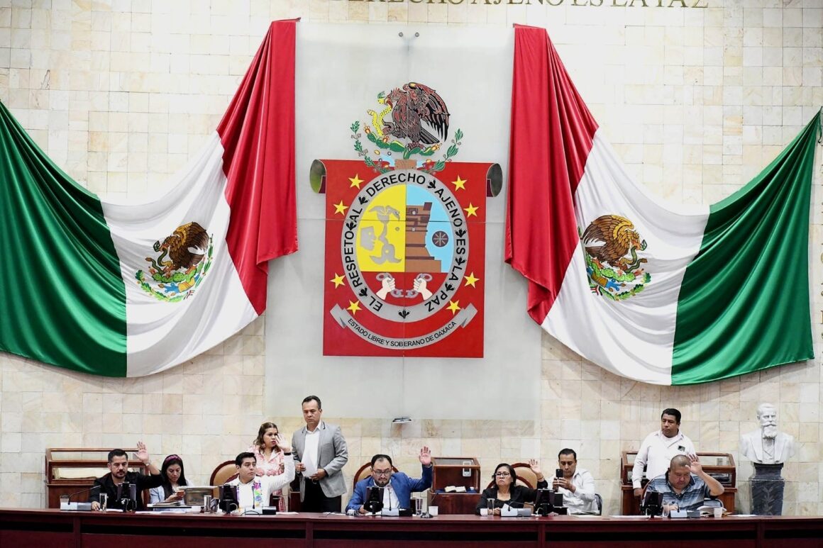 Recibe Congreso minutas de reformas constitucionales sobre vivienda e igualdad sustantiva