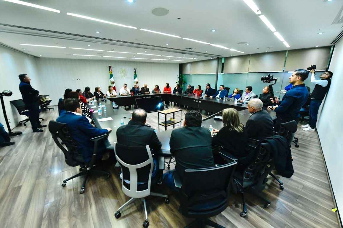 SENADORAS Y SENADORES DEL PRI DAN SU PALABRA DE VOTO EN CONTRA DE LA REFORMA JUDICIAL