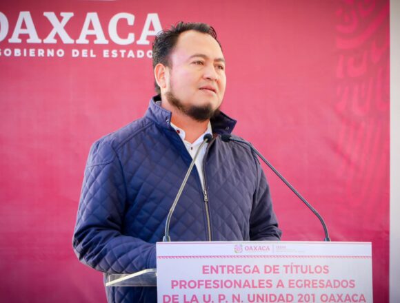 El gobierno federal, con la coadyuvancia del Gobierno de Oaxaca, ratifica sus compromisos con el magisterio y las niñas, niños y adolescentes de la entidad: Emilio Montero Pérez.