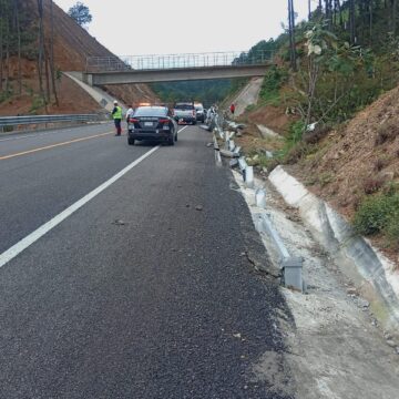 Atienden a personas accidentadas en la Supercarretera Barranca Larga-Ventanilla