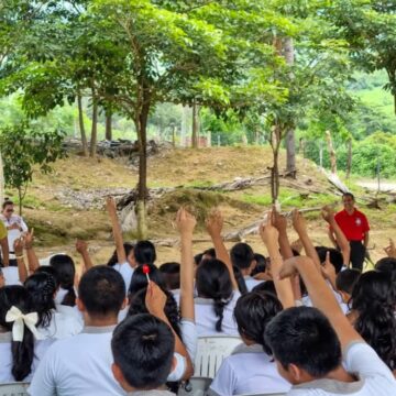 Imparte IEEPO talleres para mejorar la convivencia escolar en planteles de educación básica
