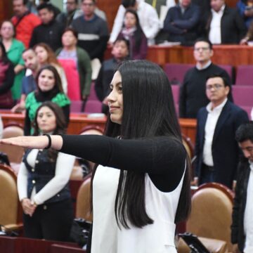 Rinde protesta como diputada local Jimena Yamil Arroyo Juárez