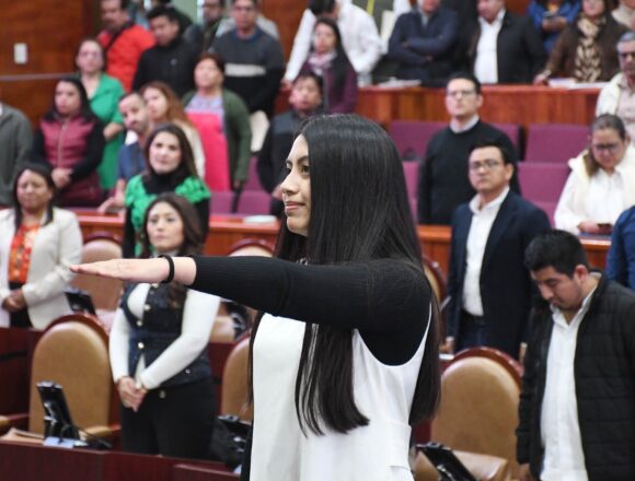 Rinde protesta como diputada local Jimena Yamil Arroyo Juárez