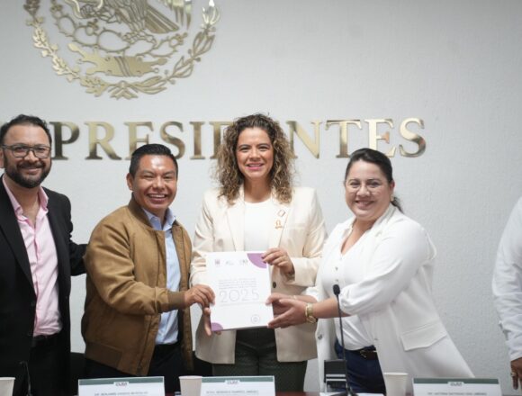 WhatsApp-Image-2024-12-02-at-12.51.48-2048x1366 Recibe Congreso de Oaxaca presupuesto de egresos 2025 del Poder Judicial