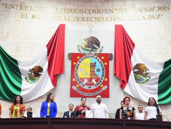 db4740cc-2018-4bf5-b5ac-49ba51418dcf-1 Recibe Congreso segundo informe de gobierno del Ejecutivo estatal