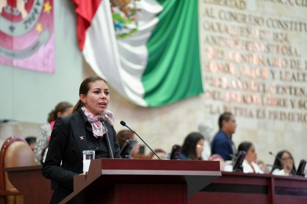 Impulsa diputada Alejandra Morlan transporte gratuito para estudiantes de escuelas públicas  