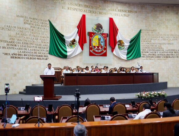 WhatsApp Image 2025-01-23 at 2.25.01 PM Gobierno de Oaxaca garantiza una administración responsable, honesta y transparente