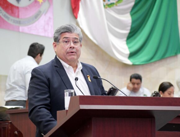 Dip. Javier Casique_Iniciativa (1) Proponen inscribir con letras de oro en el Muro de Honor del Recinto Legislativo el nombre del pintor oaxaqueño Francisco Toledo