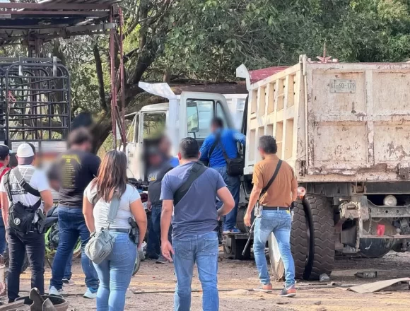 FB_IMG_1740419255983.jpg FGEO realiza cateo a un taller de soldadura en la Costa; aseguran un camión tipo volteo como parte de la investigación de un homicidio