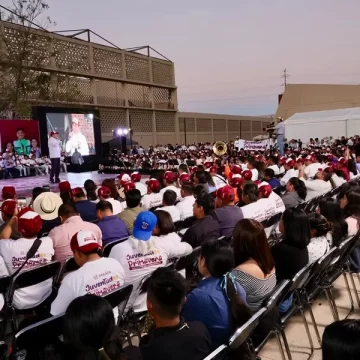 Transforma Salomón Jara al futuro de Oaxaca con Tarjeta Joven 2025