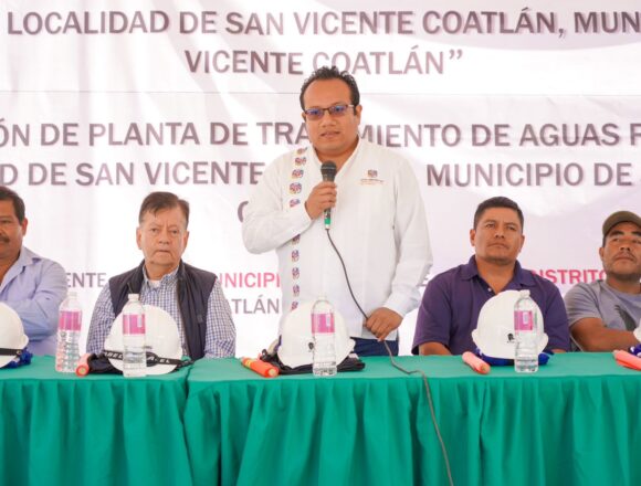 Pone en marcha Ceabien obras de infraestructura y saneamiento 2 Pone en marcha Ceabien obras de infraestructura y saneamiento en San Vicente Coatlán