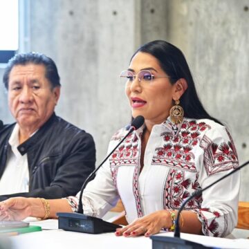 Presenta Secretaría de Movilidad programa Canje de Placas 2025 en Oaxaca