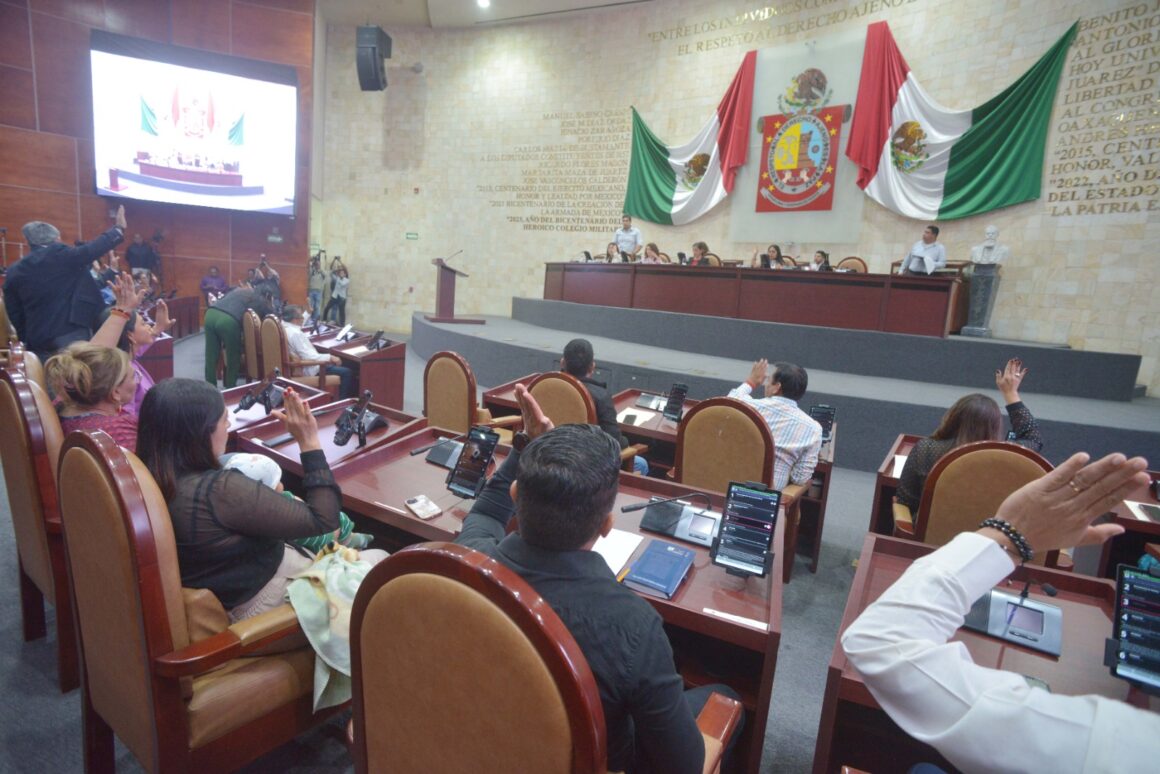 Aprueba Congreso de Oaxaca Leyes de Ingresos para 72 municipios