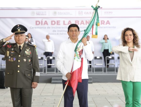 Convoca Salomón Jara a trabajar por bienestar colectivo guiados por valores de la Bandera de México