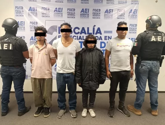 FGEO obtiene vinculación a proceso contra cuatro personas detenidas por narcomenudeo derivado de cateo en Santa Cruz Xoxocotlán