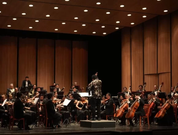 Con lleno total, Orquesta Sinfónica de Oaxaca abre temporada 2025