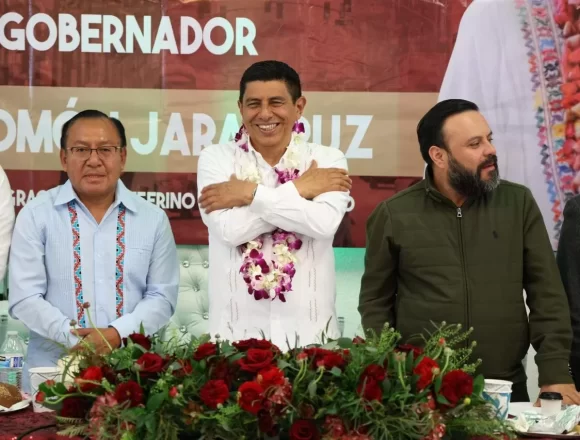 Refrenda Gobierno de la Primavera Oaxaqueña cercanía a comunidad migrante en Estados Unidos