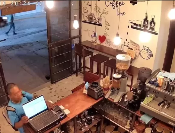 Inseguridad en Huajuapan, roban cafetería en pleno centro del municipio