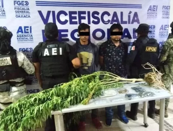 IMG-20250331-WA00191.jpg Fiscalía de Oaxaca realiza cateo en Santiago Suchilquitongo, Etla y detiene a dos personas.Colaboración interinstitucional de FGEO con DEFENSA, Guardia Nacional (GN) y Policía Estatal
