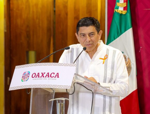 Reduce Salomón Jara deuda pública de Oaxaca, termina con tendencia de antecesores 1 Reduce Salomón Jara deuda pública de Oaxaca, termina con tendencia de antecesores