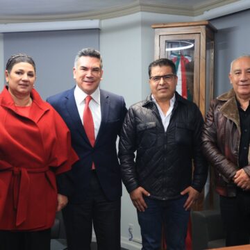 PRI impulsa reformas para apoyar a jóvenes con transporte, internet y herramientas tecnológicas