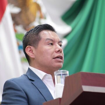 WhatsApp-Image-2025-03-18-at-14.08.06-2048x1365 Presidente de la Jucopo plantea la creación de un nuevo Escudo Oficial de Oaxaca basado en la justicia, equidad y el reconocimiento pleno a su diversidad pluricultural