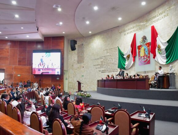 945c6034-ecc9-4a9c-aee4-f0c917698c99-2048x1365 Desde el Congreso local se busca legislar por una paternidad responsable en beneficio de la niñez y juventud oaxaqueña