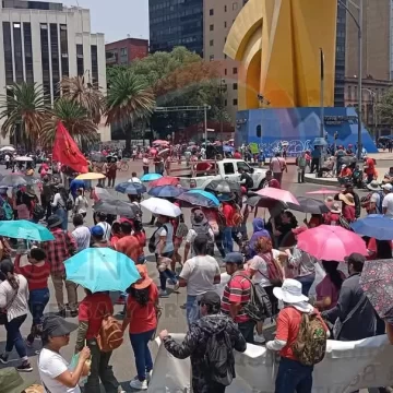 Maestros de la Sección XXII marchan en CDMX en su sexto día de movilización y exigen respuestas en Gobernación