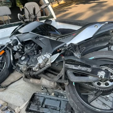 Policía Municipal frustra robo de una motocicleta