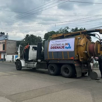 Refuerzan seguridad hídrica con programa “Destape al Drenaje” en Oaxaca de Juárez