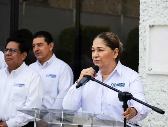 Realiza DDHPO Acto Cívico por los Derechos Humanos, un llamado a fomentar y respetar el derecho a la identidad cultural y lingüística