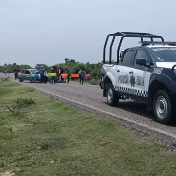 Escuelas de San Mateo del Mar bloquean acceso principal por falta de energía eléctrica